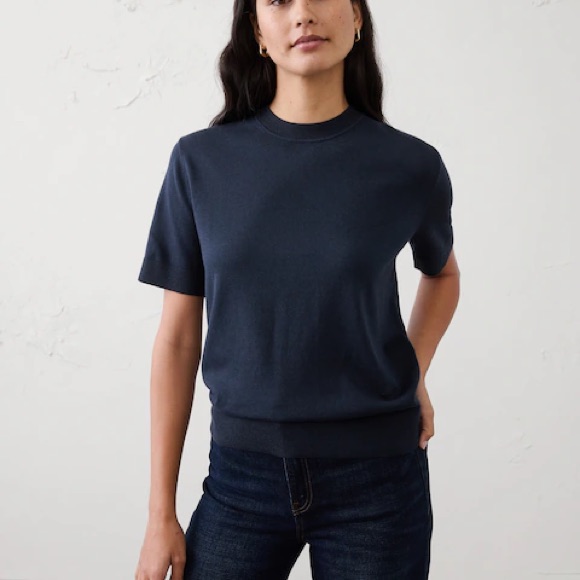 Banana Republic Short-Sleeve Crewneck Top In Black